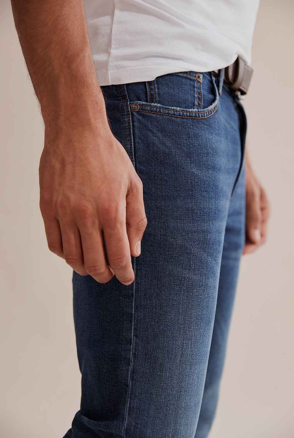 Slim Responsible Jean