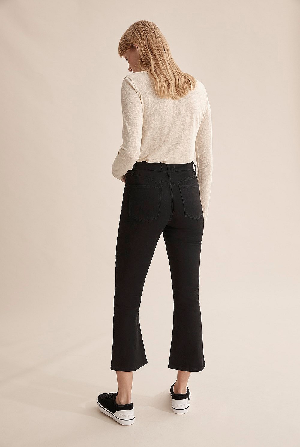 Kick Flare Jean