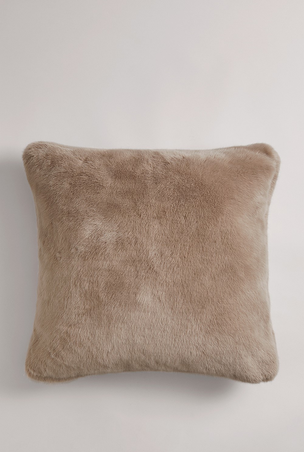 Loui Faux Fur 60x60 Cushion