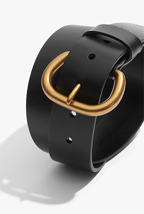 SKINNY BUCKLE BELT SOLID BLACK