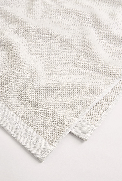 Pale Grey Calo Australian Cotton Bath Towel - Towels & Mats | Country Road